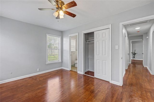 4909 Holmes Dr, Corpus Christi, TX 78411