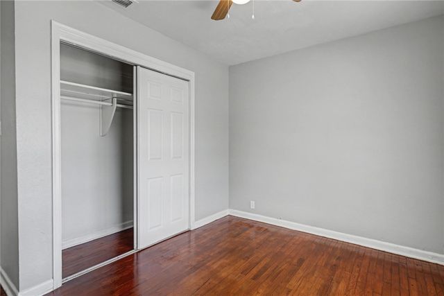 4909 Holmes Dr, Corpus Christi, TX 78411