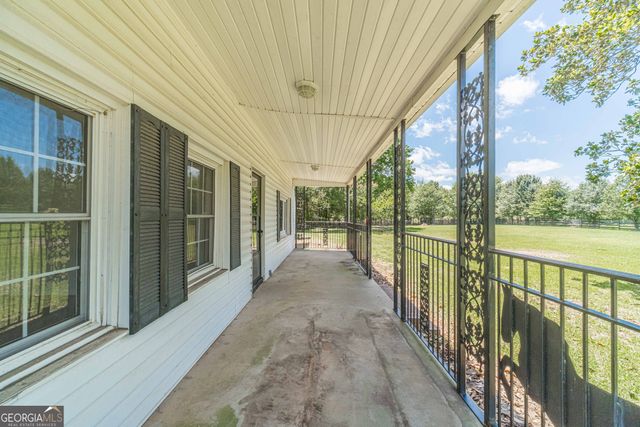 890 Fairplay Drive, Social Circle, GA 30025