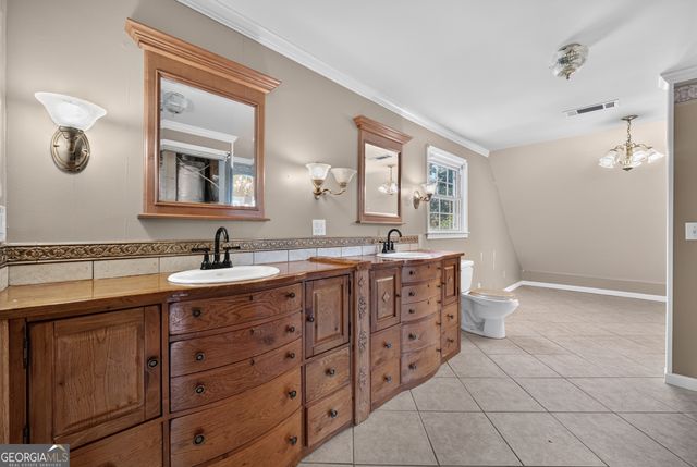 890 Fairplay Drive, Social Circle, GA 30025