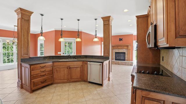 292 Ridgecrest Dr, Winchester, TN 37398