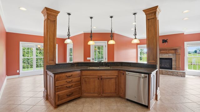 292 Ridgecrest Dr, Winchester, TN 37398