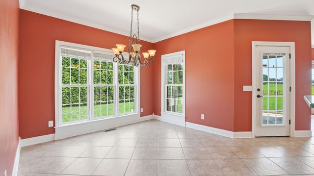 292 Ridgecrest Dr, Winchester, TN 37398
