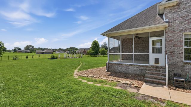 292 Ridgecrest Dr, Winchester, TN 37398