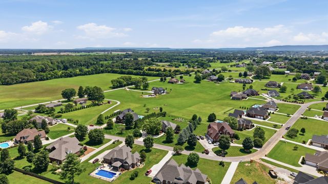 292 Ridgecrest Dr, Winchester, TN 37398