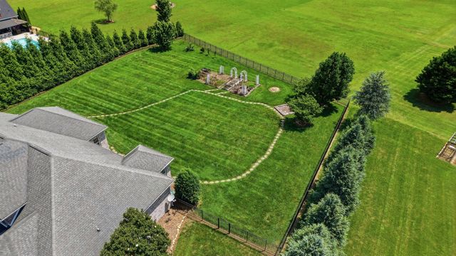 292 Ridgecrest Dr, Winchester, TN 37398