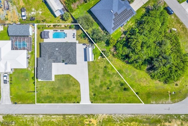 363 Paisley AVE, Lehigh Acres, FL 33974