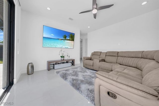 363 Paisley AVE, Lehigh Acres, FL 33974