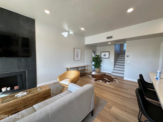 1209 E NORTHSHORE Drive 138, Tempe, AZ 85283