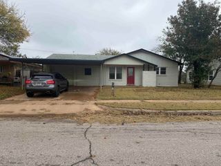 1811 DEER PARKWAY, Wichita Falls, TX 76306