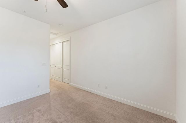 1397 Live Oak Ln, Auburn, CA 95603