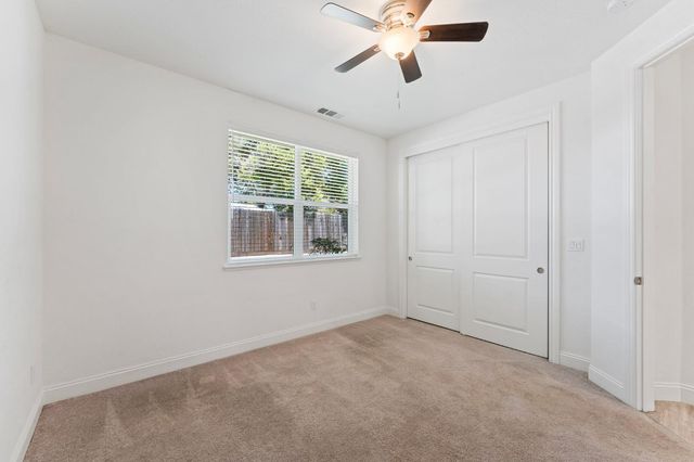 1397 Live Oak Ln, Auburn, CA 95603