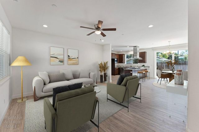 1397 Live Oak Ln, Auburn, CA 95603