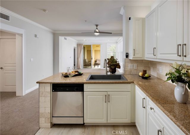 2436 Watermarke Place, Irvine, CA 92612