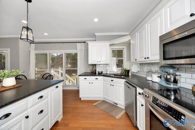 423 Eastview Drive, Madison, AL 35758