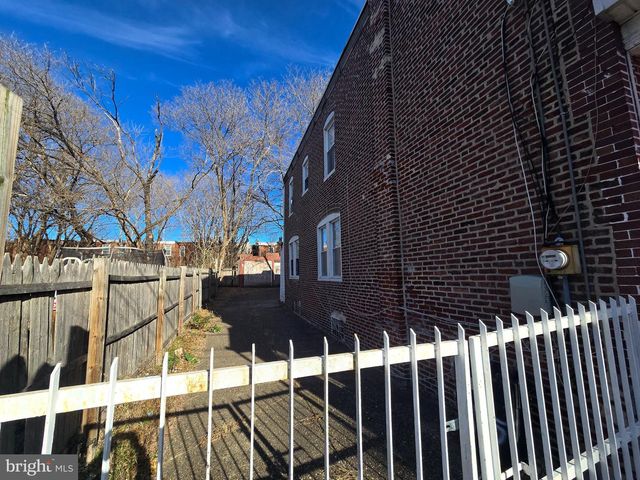 1245 CHASE ST, Camden, NJ 08104