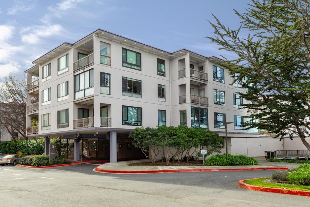 5 Admiral Dr F408, Emeryville, CA 94608