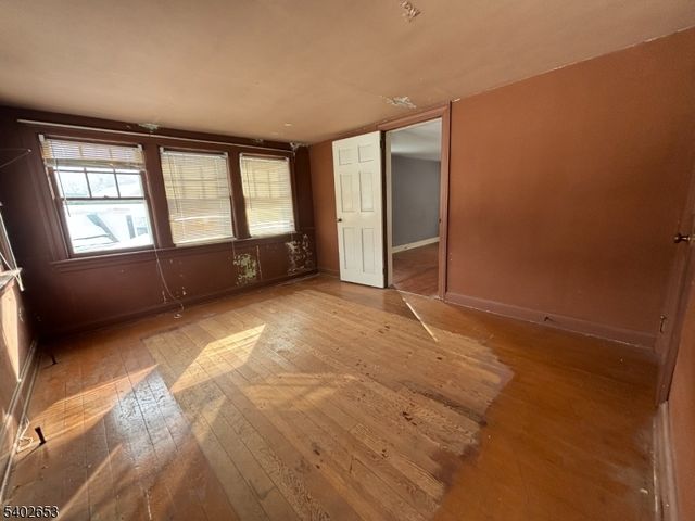 140 Belvidere Ave, Oxford Twp., NJ 07863