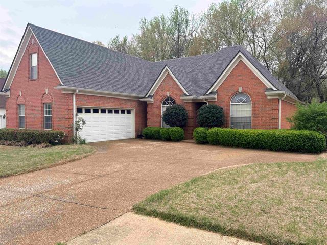 607 WESLEY WOODS DR, Memphis, TN 38018