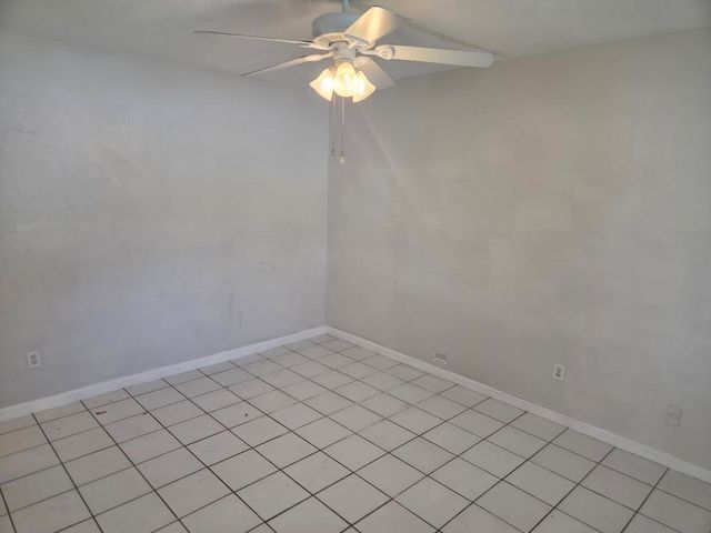 1152 Bayview Drive 1152, Fort Lauderdale, FL 33304