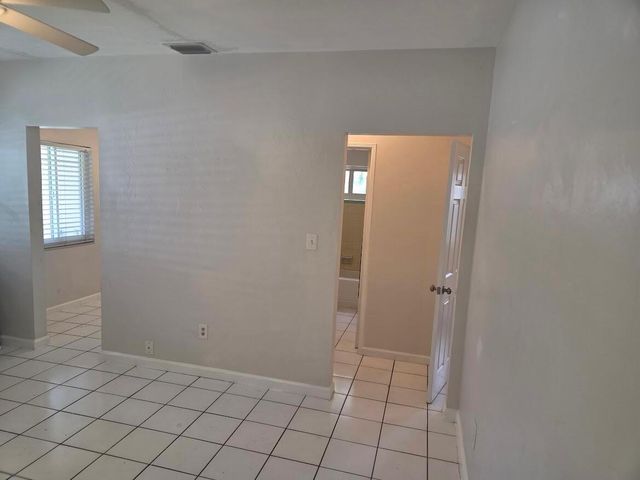 1152 Bayview Drive 1152, Fort Lauderdale, FL 33304