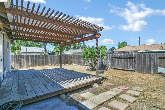 612 W 15Th St, Antioch, CA 94509