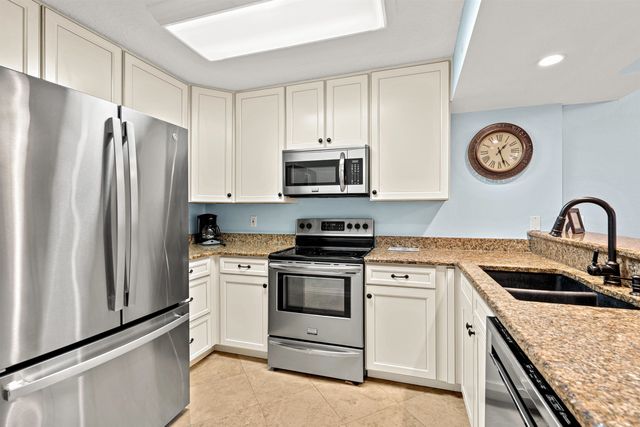 1 Ocean Trace Rd 232, St Augustine, FL 32080