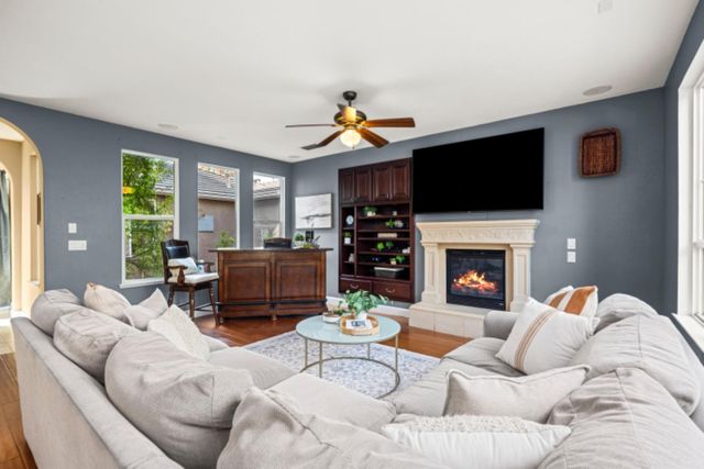 2048 Beckett Dr, El Dorado Hills, CA 95762