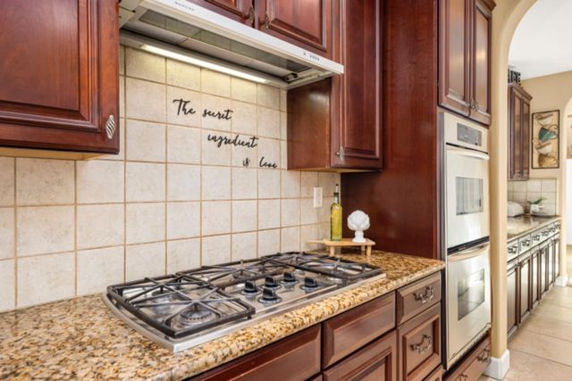 2048 Beckett Dr, El Dorado Hills, CA 95762