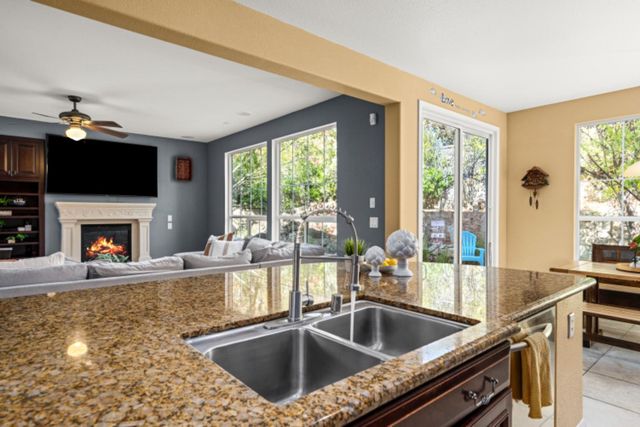 2048 Beckett Dr, El Dorado Hills, CA 95762