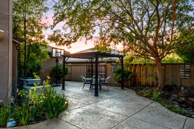 2048 Beckett Dr, El Dorado Hills, CA 95762