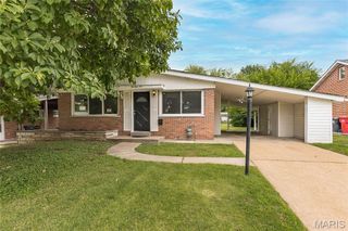 1085 Grenoble Lane, Florissant, MO 63033