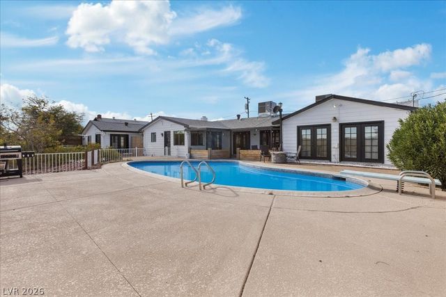 2254 Red Rock Street, Las Vegas, NV 89146