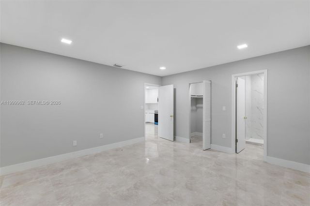 15685 SW 82nd Cir Ln 28, Miami, FL 33193