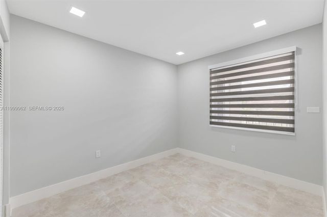 15685 SW 82nd Cir Ln 28, Miami, FL 33193