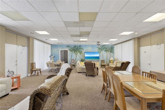 2244 Winkler AVE 301, Fort Myers, FL 33901