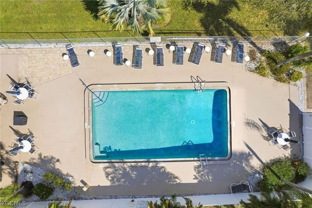 2244 Winkler AVE 301, Fort Myers, FL 33901