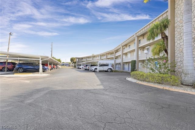 2244 Winkler AVE 301, Fort Myers, FL 33901