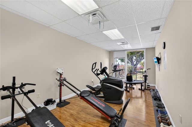 2244 Winkler AVE 301, Fort Myers, FL 33901