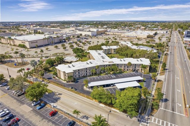 2244 Winkler AVE 301, Fort Myers, FL 33901