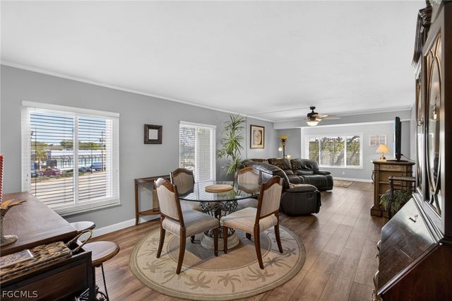 2244 Winkler AVE 301, Fort Myers, FL 33901