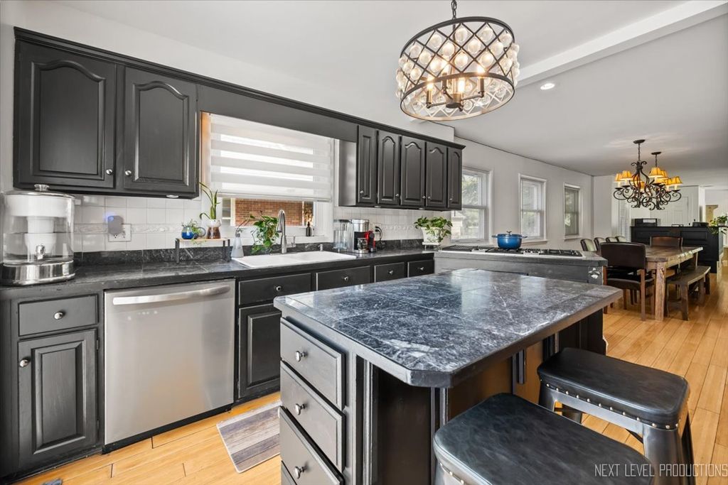 83 N Park Boulevard, Glen Ellyn, IL 60137 — photo 4