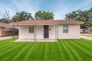 814 Freeman Street, Sulphur Springs, TX 75482