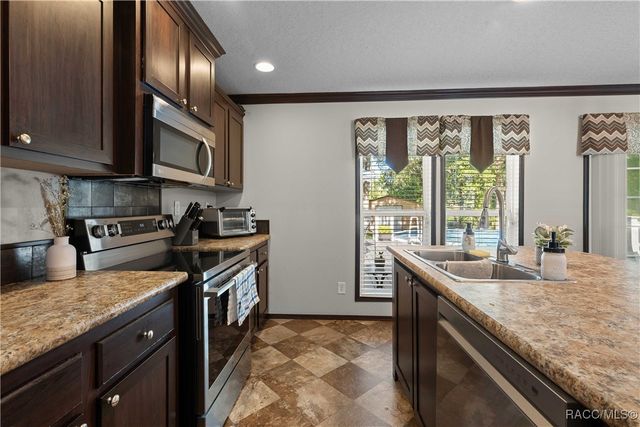 3283 Neff Lake Road, Brooksville, FL 34602