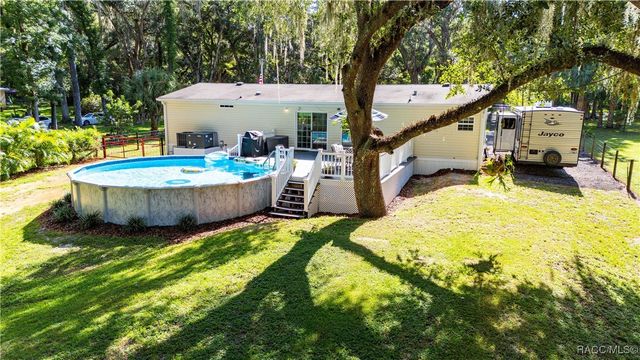 3283 Neff Lake Road, Brooksville, FL 34602