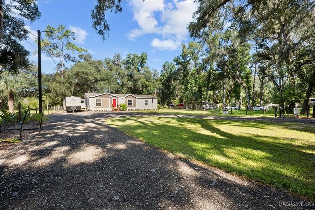 3283 Neff Lake Road, Brooksville, FL 34602