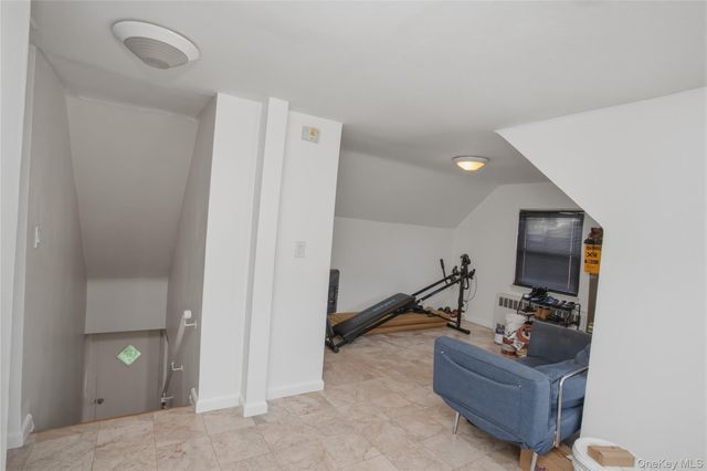 503 S 12th Street, New Hyde Park, NY 11040