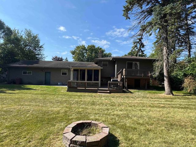 3531 Creekwood Drive, Bridgeport, MI 48601