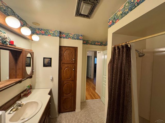 3531 Creekwood Drive, Bridgeport, MI 48601