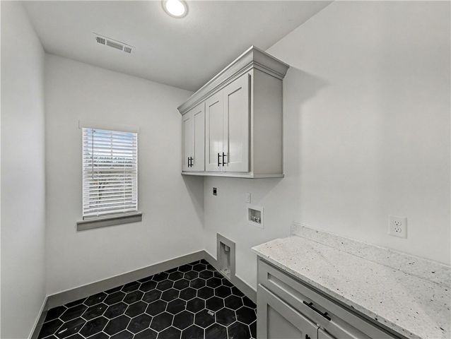 23 Buckland Lane, Bella Vista, AR 72715